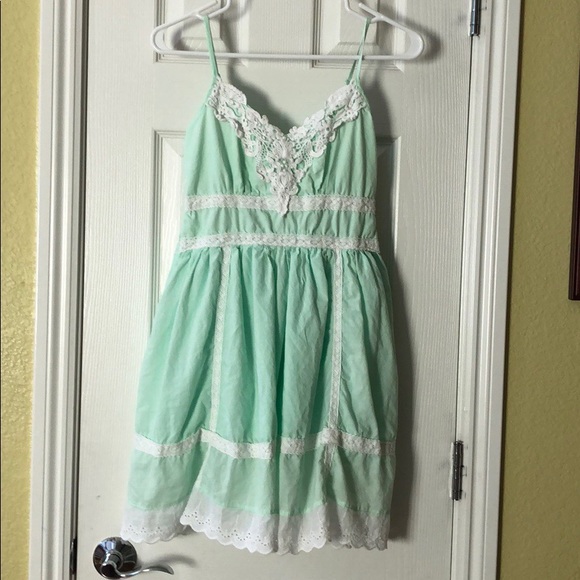 Dress - Picture 1 of 6